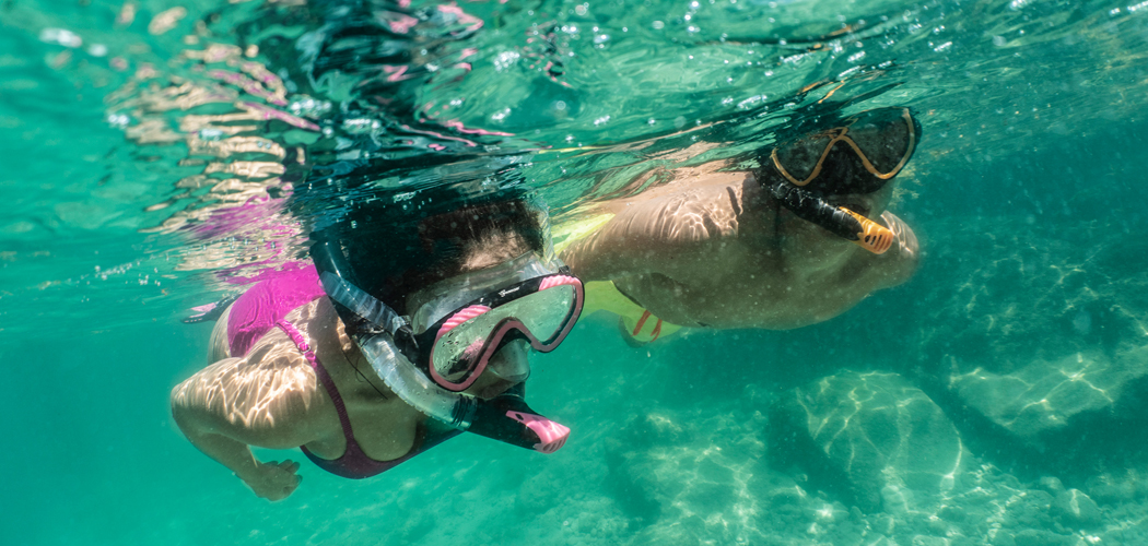 Pareja-Snorkeling-Florida